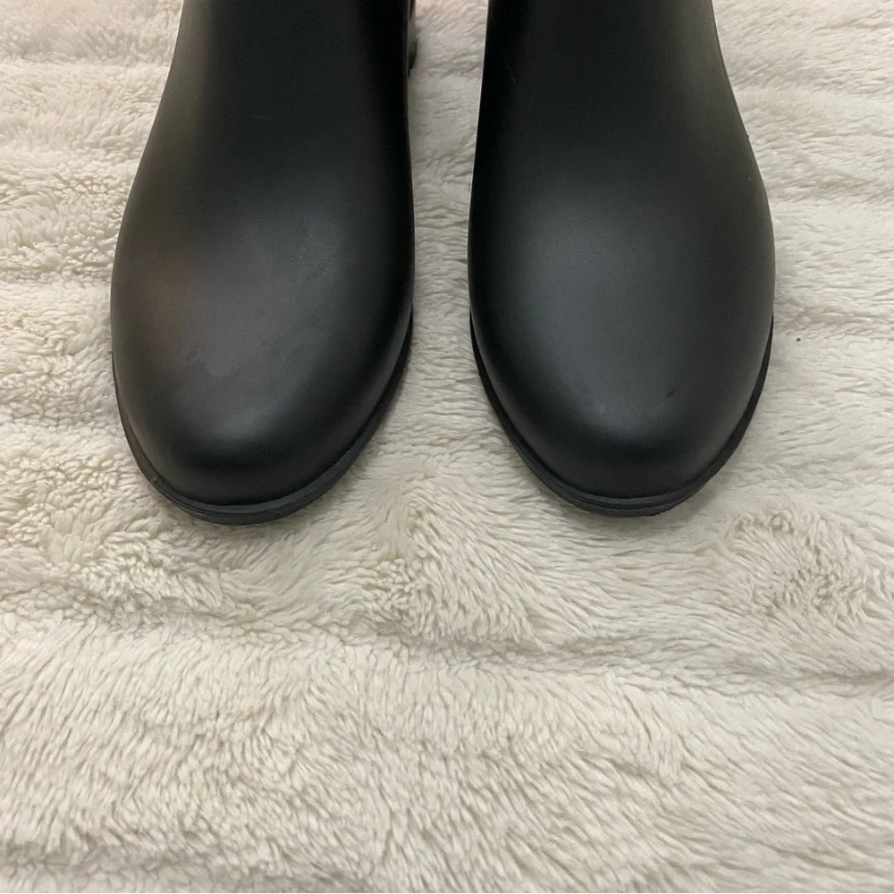 Sam Edelman Tinsley Chelsea Matte Black Women's Rain Booties Boots New Size 6